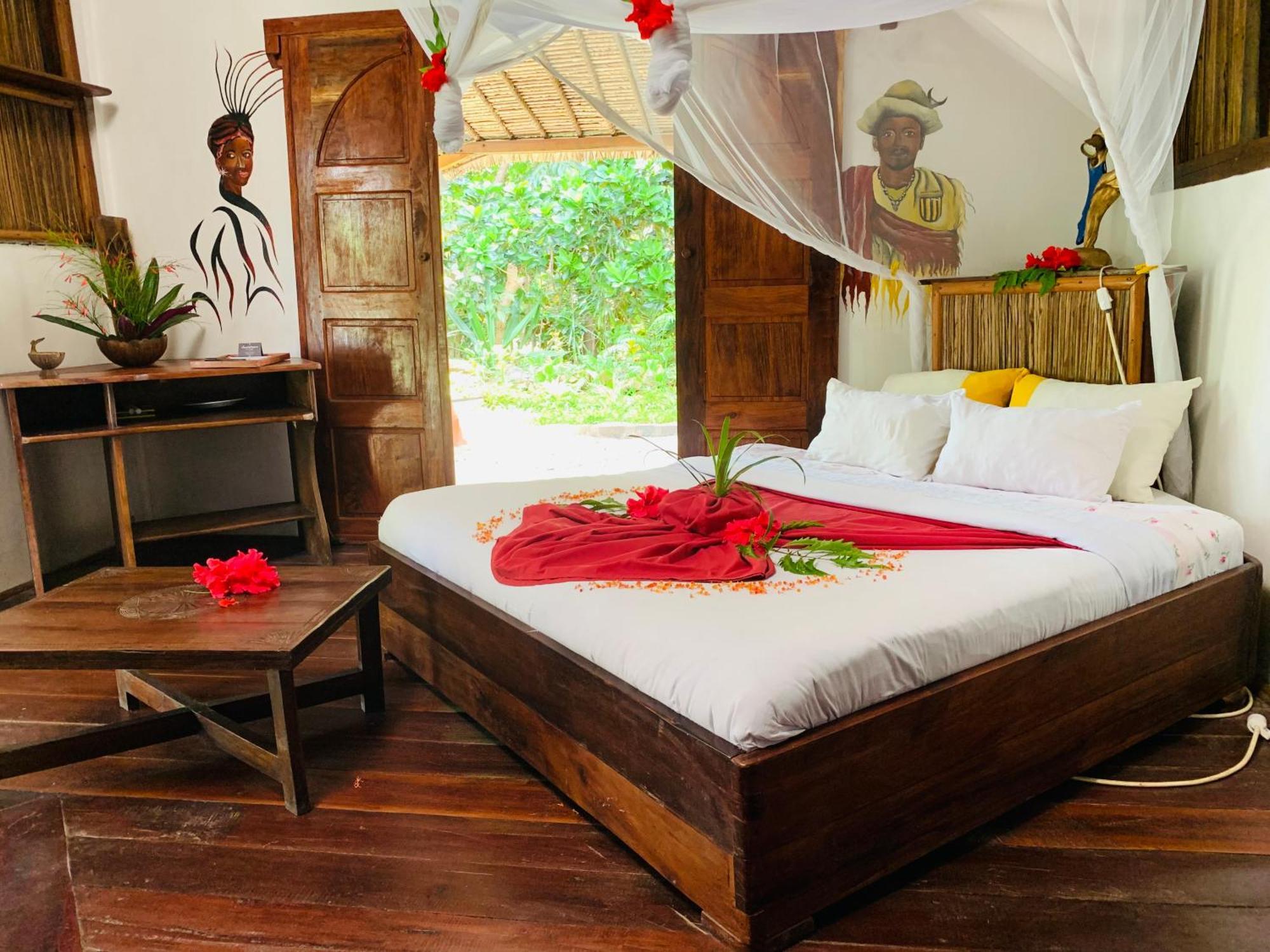 Analatsara Eco Lodge Ile aux Nattes Exterior foto